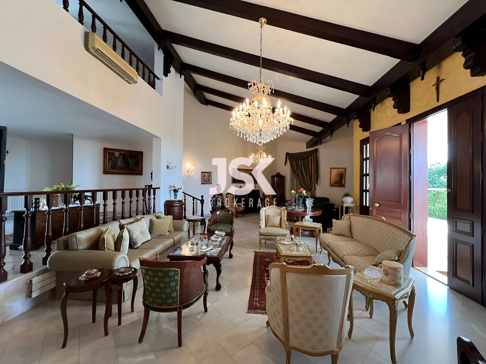 Villa for Sale in Gharfine