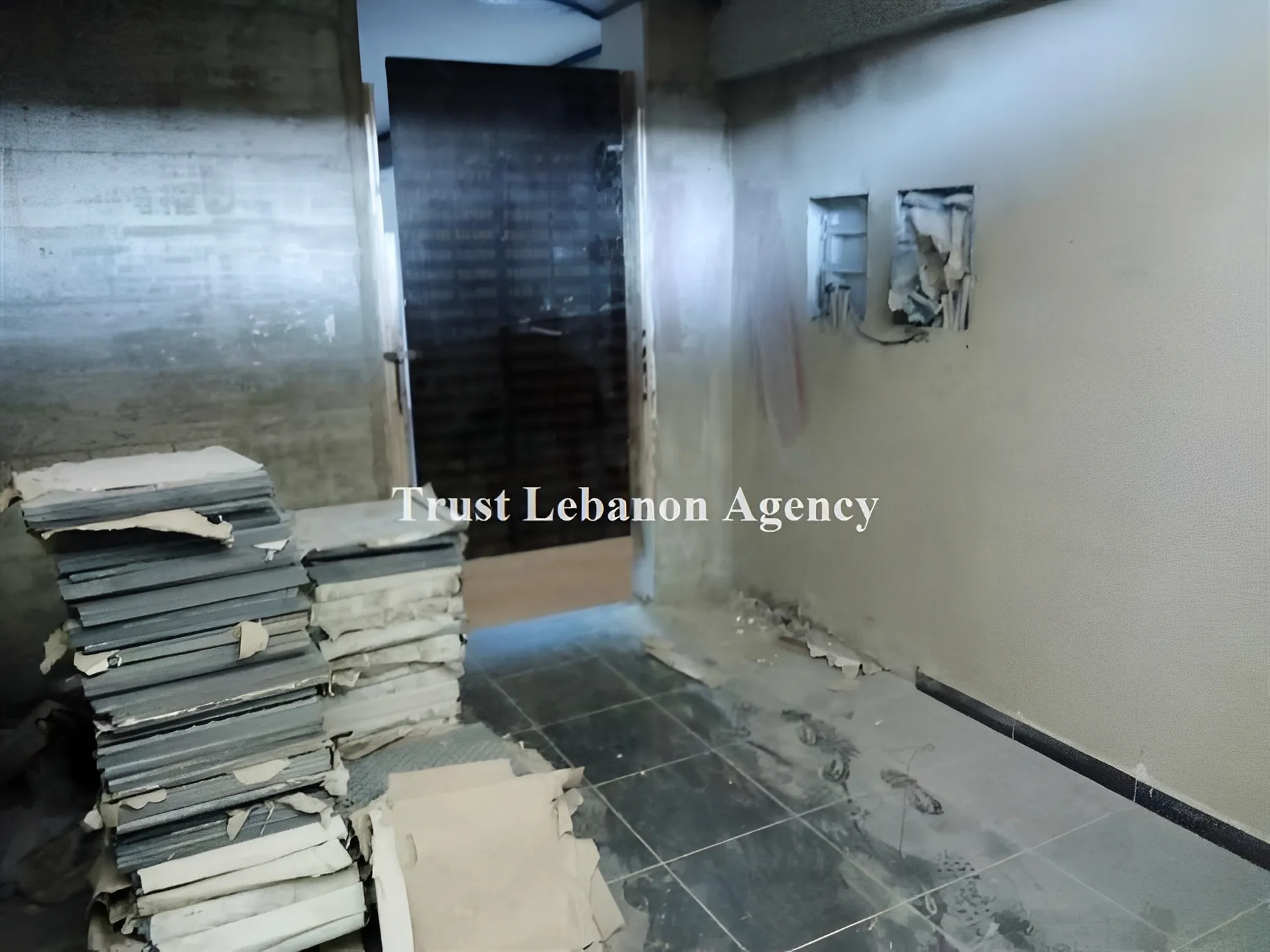 Shop for rent in Baabda, Baabda