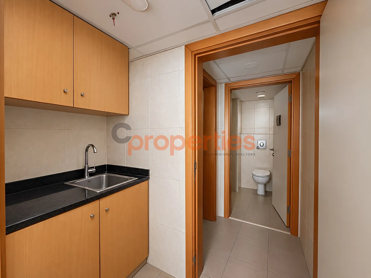 Shop for Rent in Saifi Village
