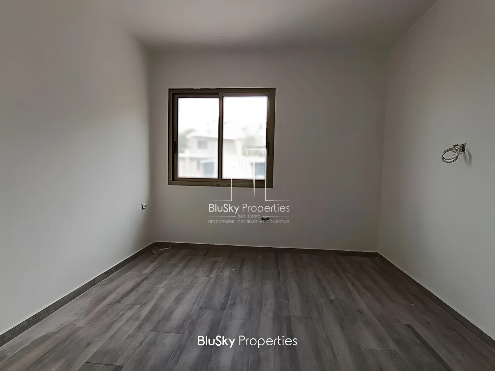 Apartment for Sale in Fatka - 3 bed, 5 bath