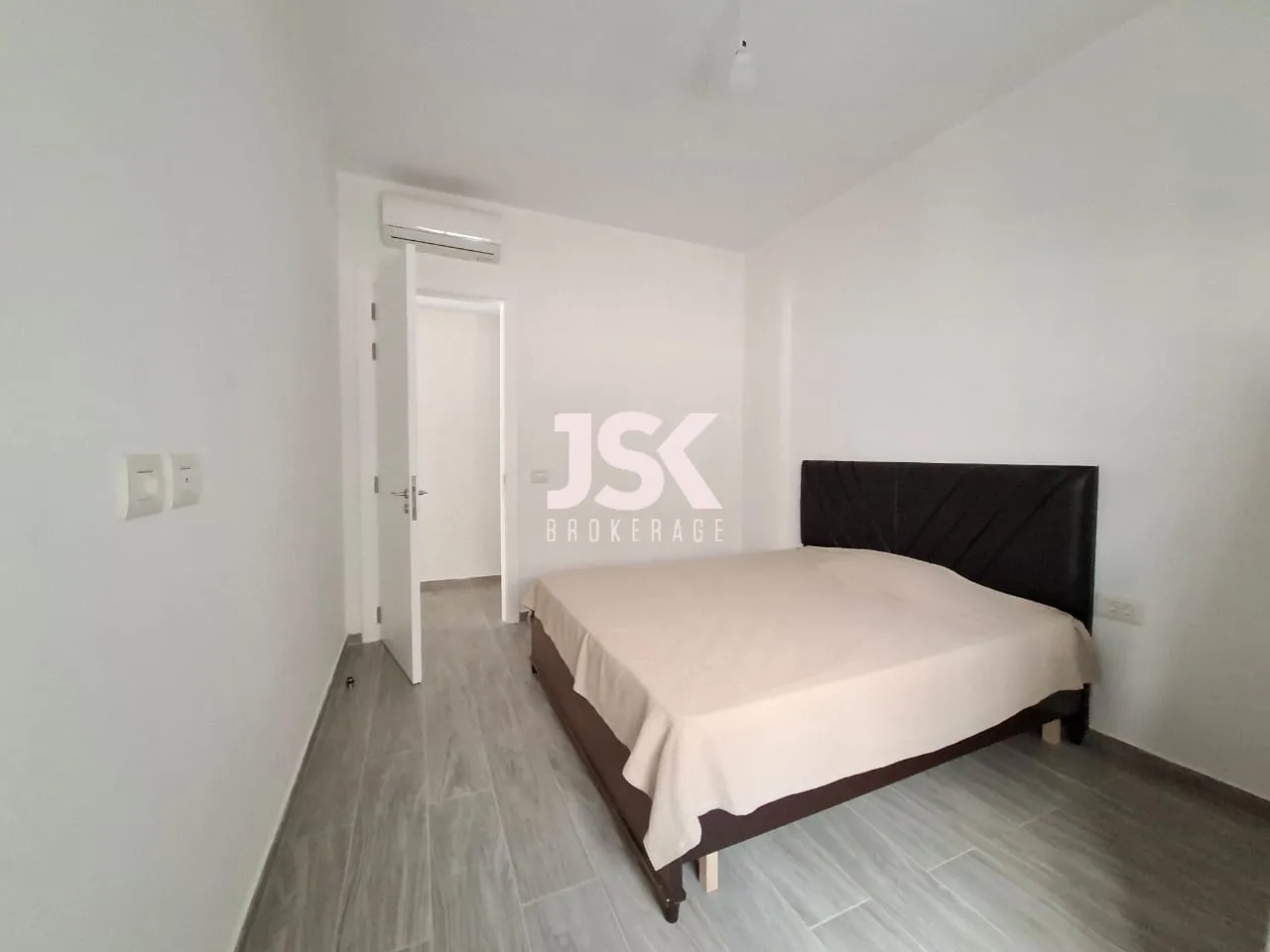 Apartment for Sale in Adma w Dafnah
