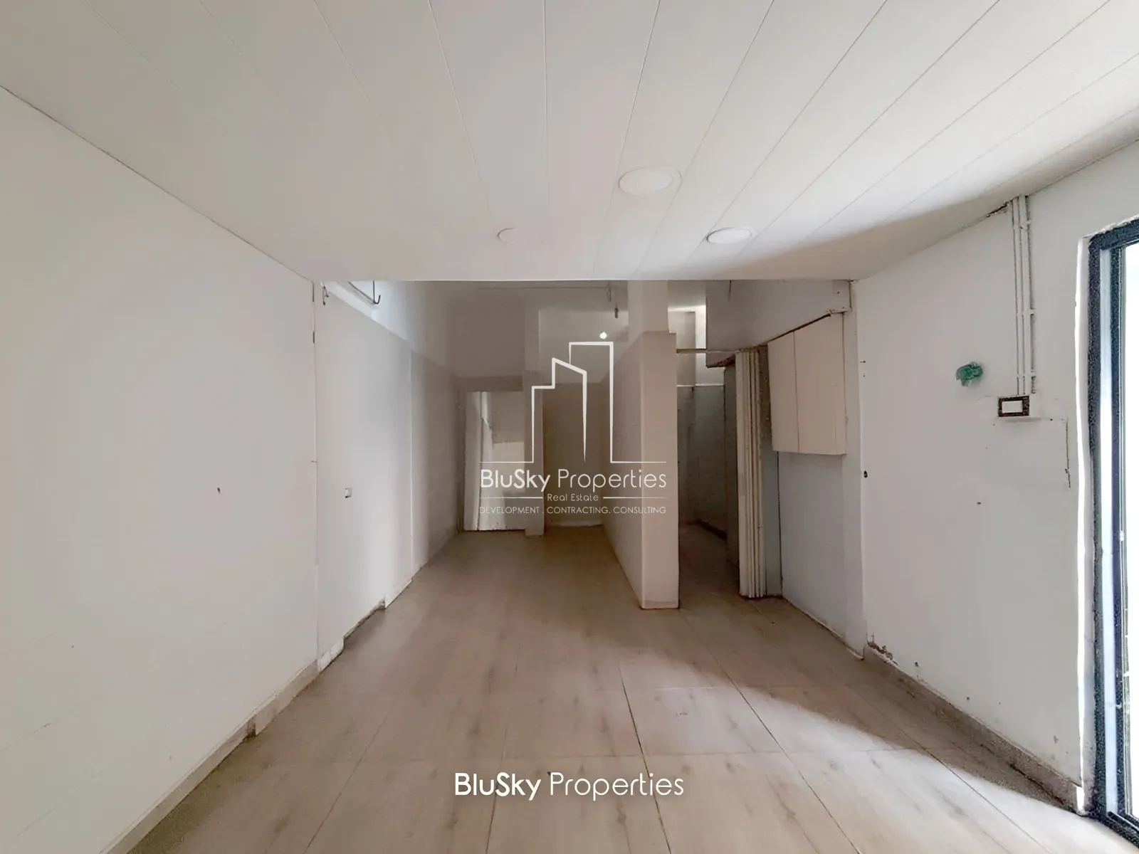 Shop for sale in Zouk Mosbeh