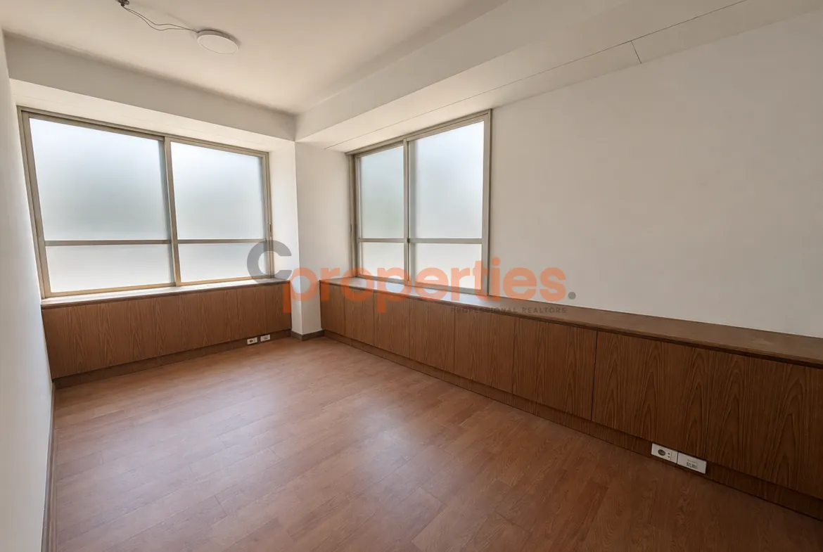 Office for Rent in Saifi Village