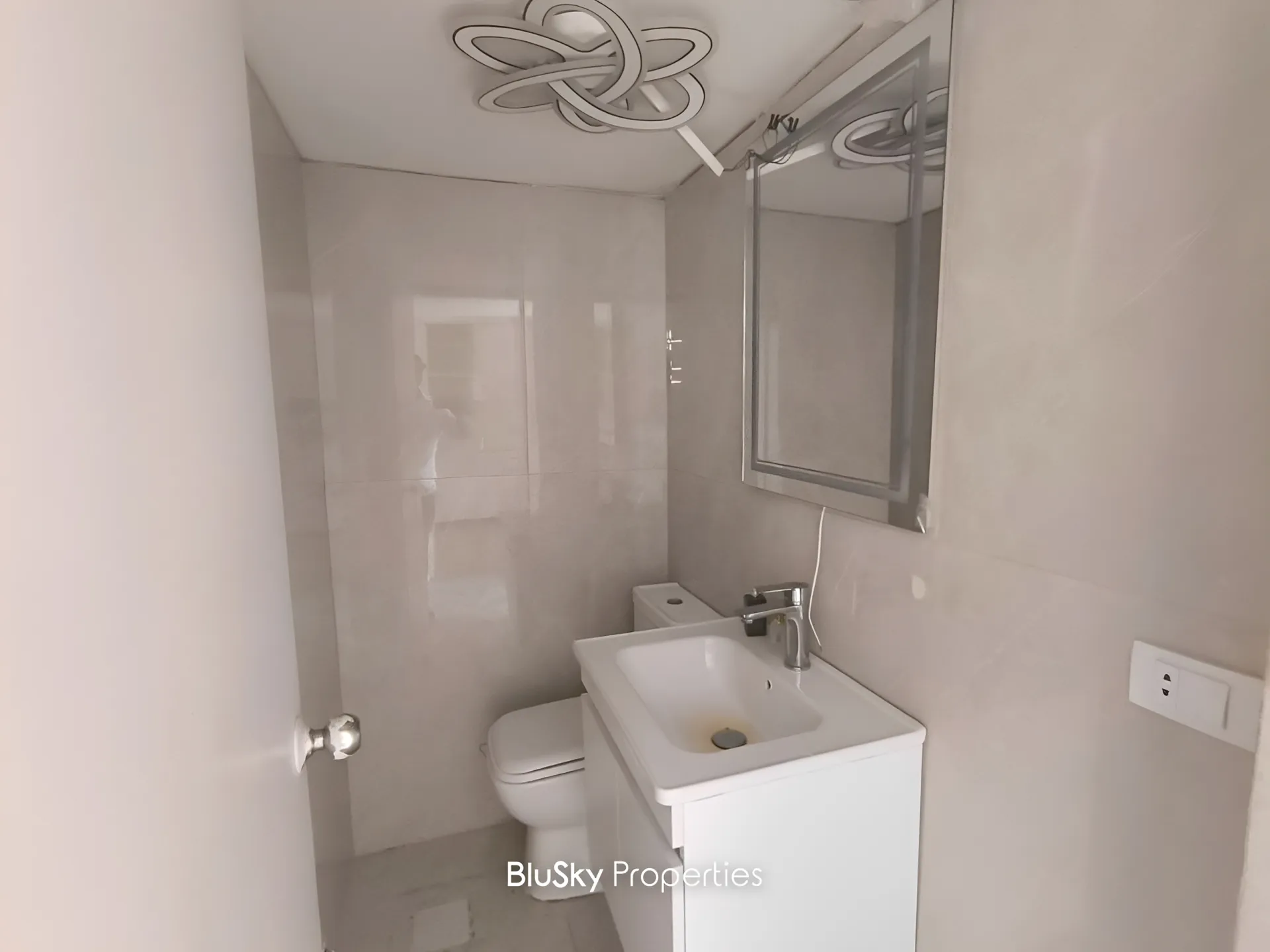Apartment for sale in Zalqa, lebanon