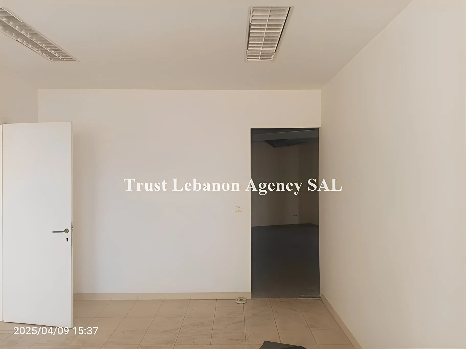 Office for rent in Beirut, Mina El Hosn