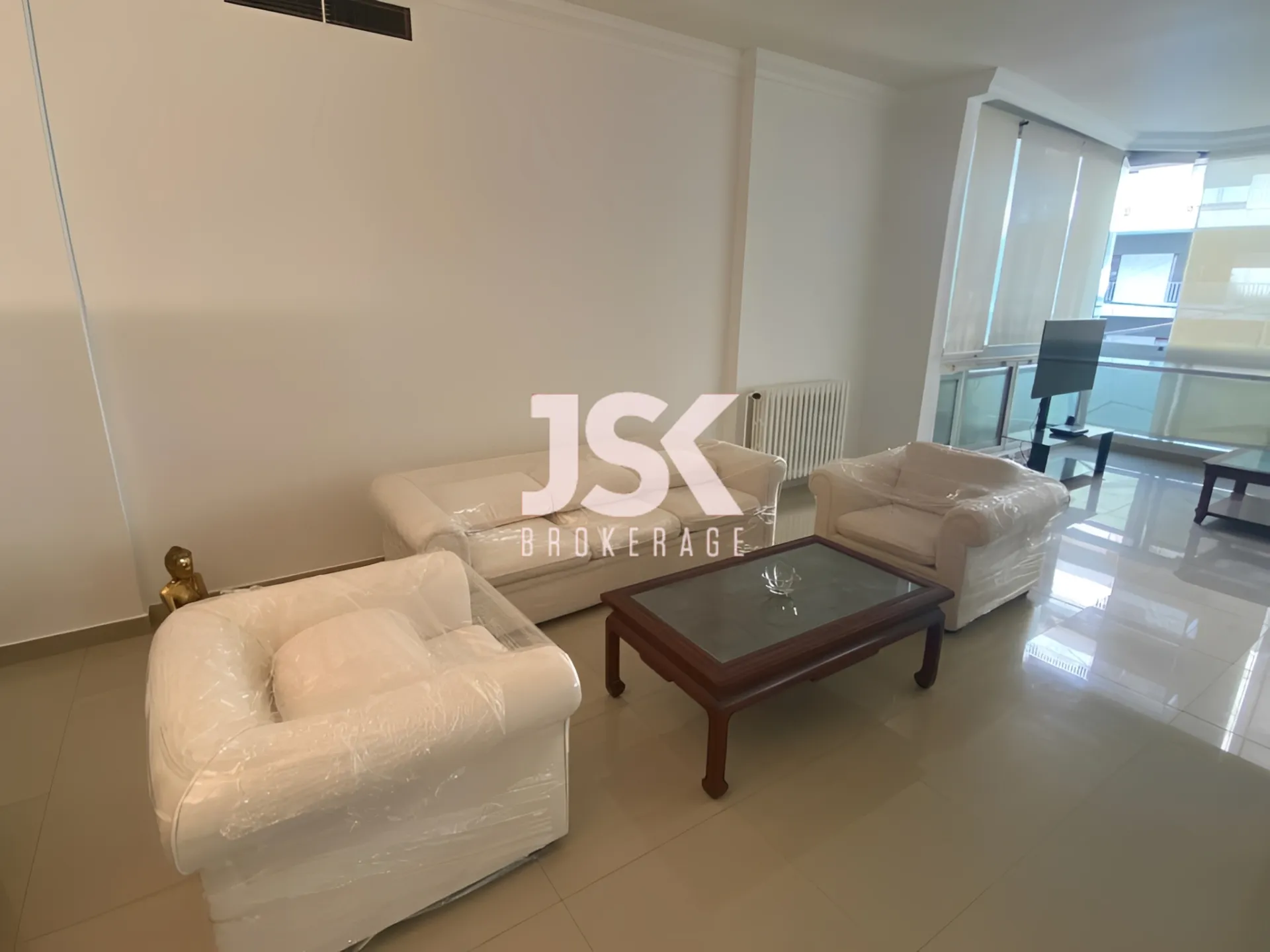Apartment for Rent in Badaro, Beirut, Lebanon - 4 bed, 4 bath