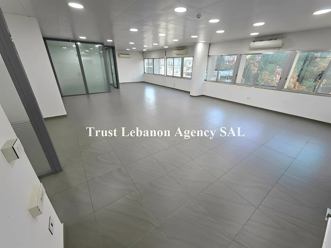 Office for rent in Metn, Horsh Tabet