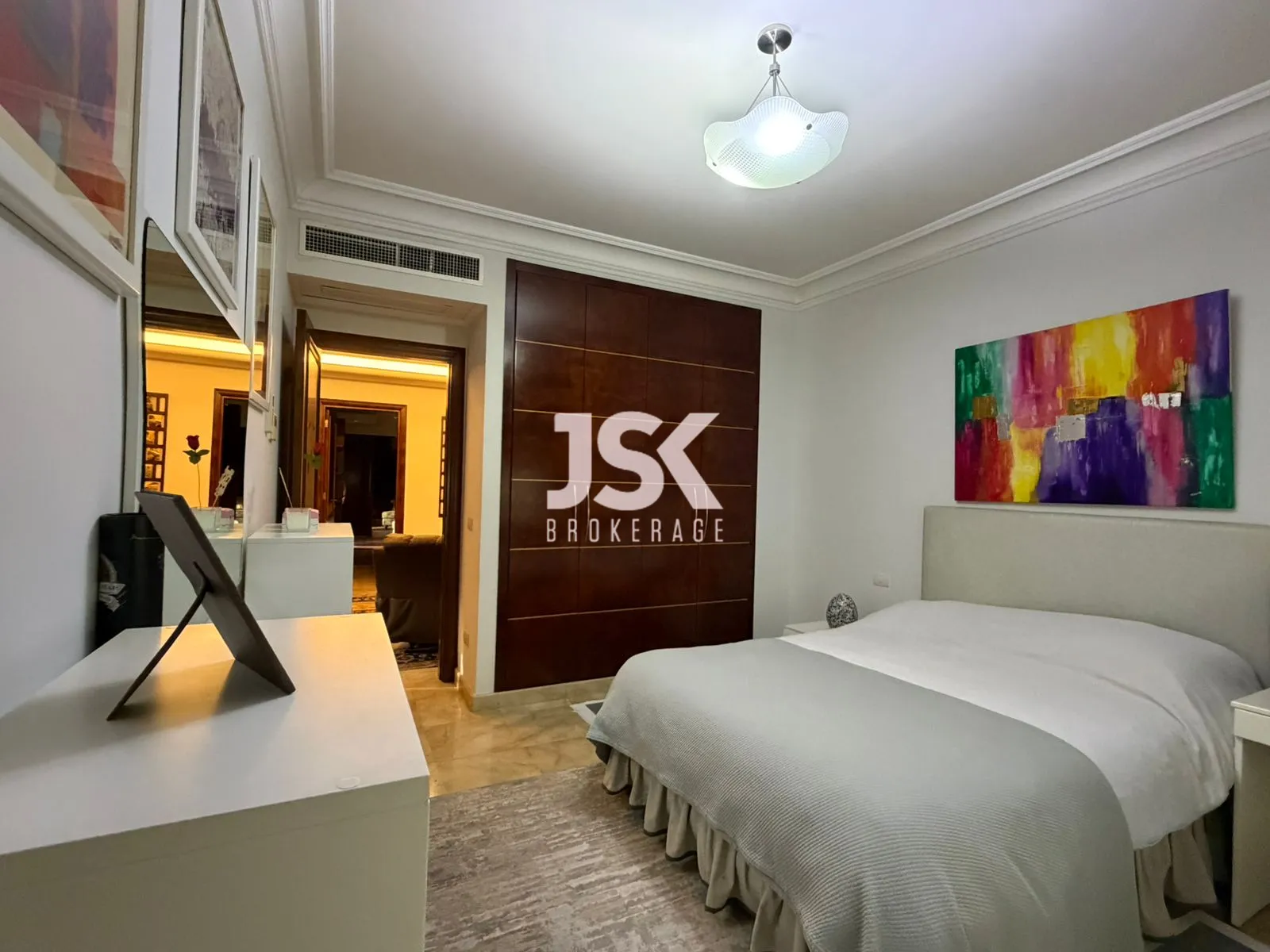 Apartment for Sale in Ain Al Tineh