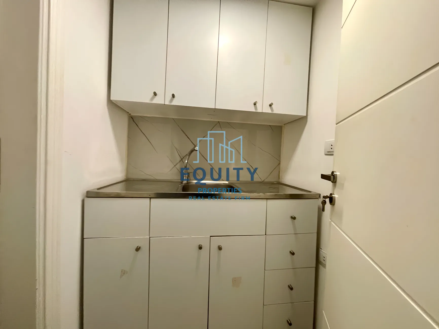 Office for rent in Jounieh, Lebanon