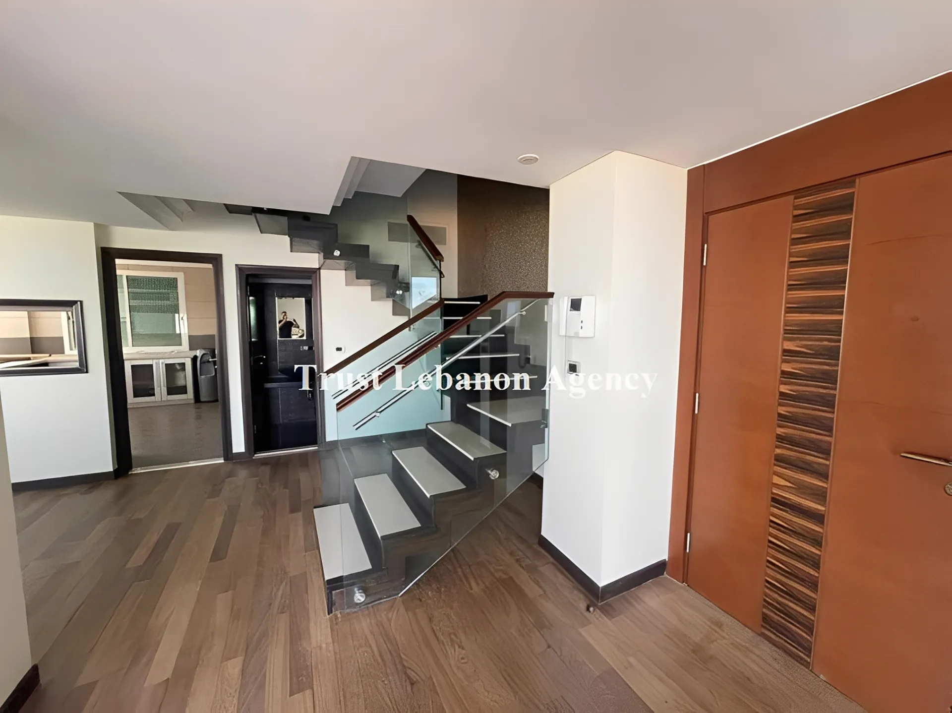 Duplex for Rent in Metn Monteverde Lebanon - 2 bed, 4 bath