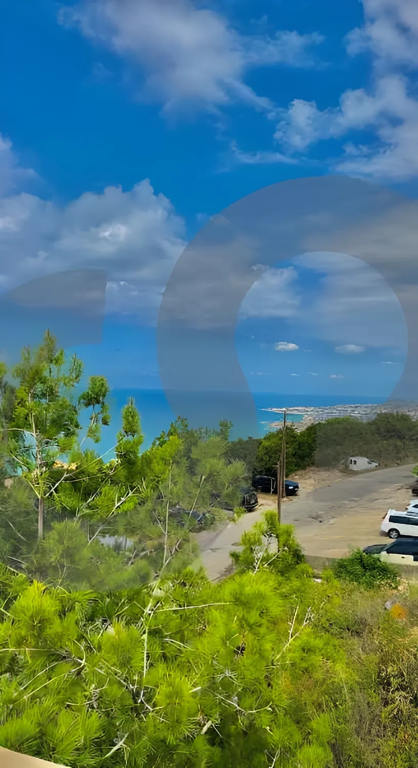 Building for Sale in Halat