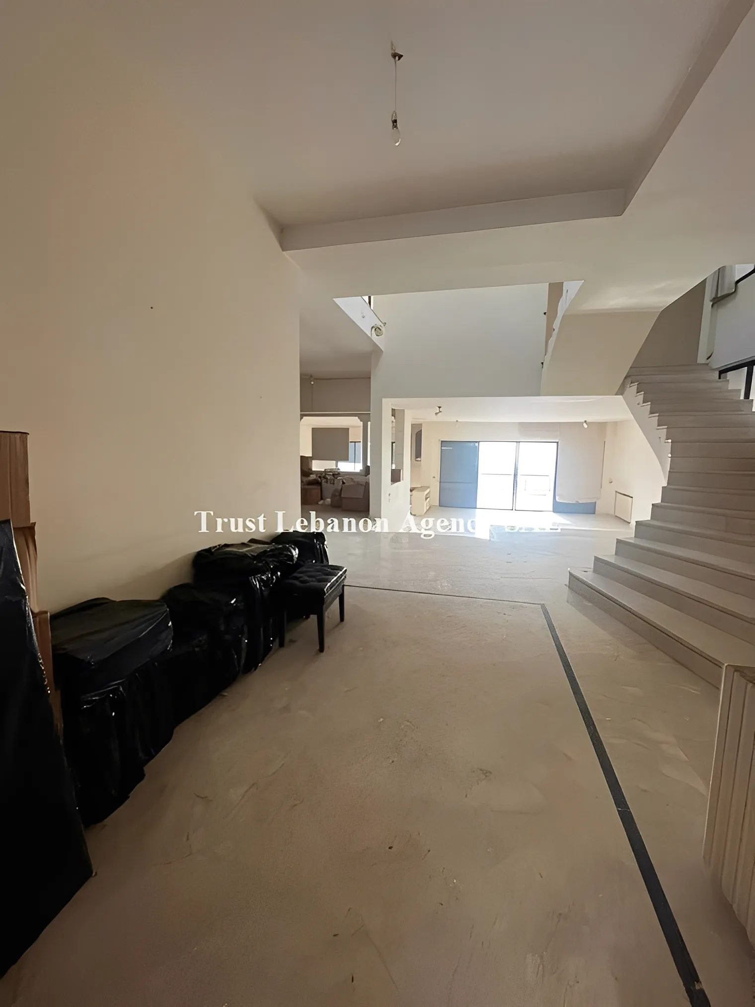 Villa for Sale in Metn Al Biyada Lebanon - 5 bed, 5 bath