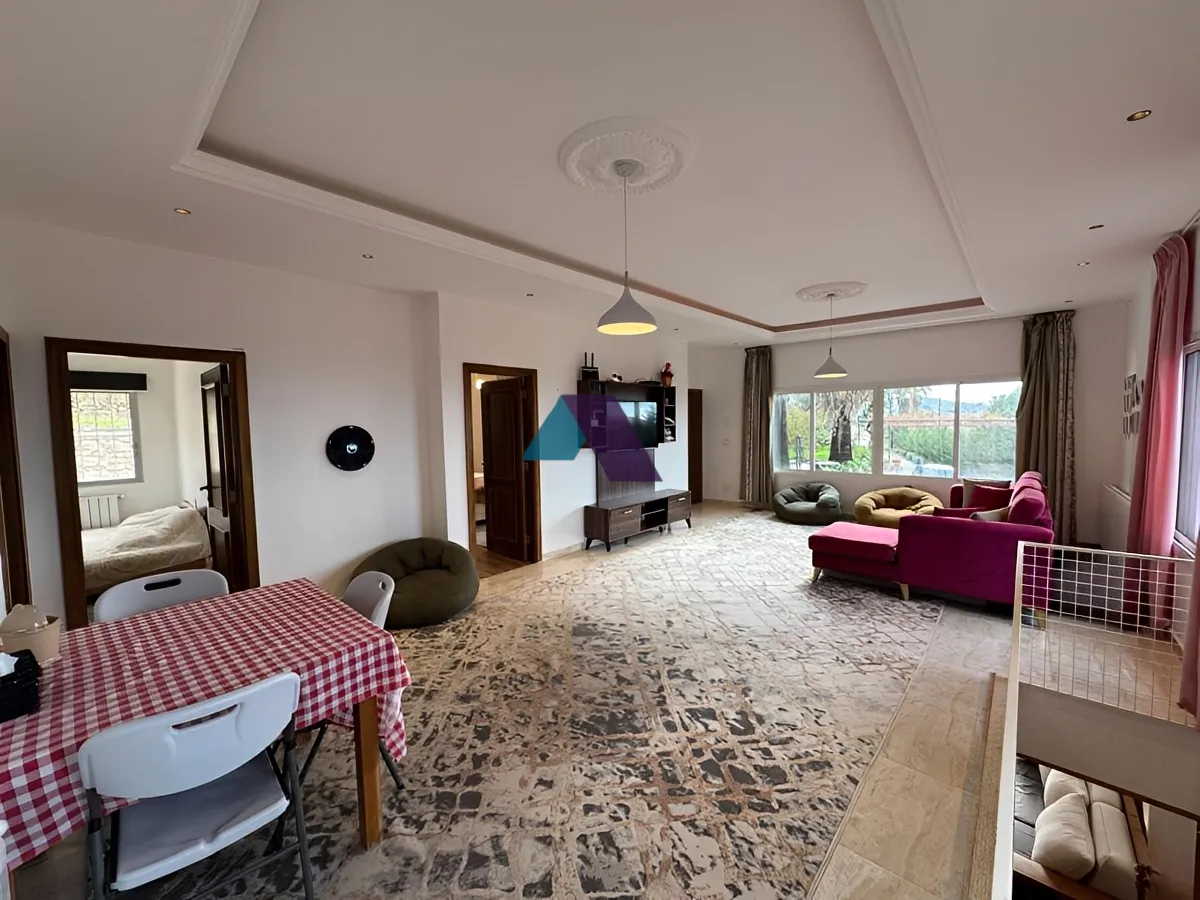 Villa for Sale in Aamchit
