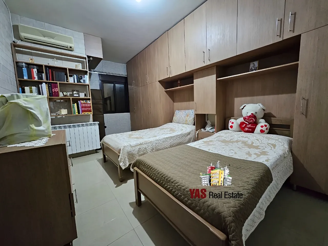 Apartment for Sale in Ballouneh - 2 bed, 2 bath