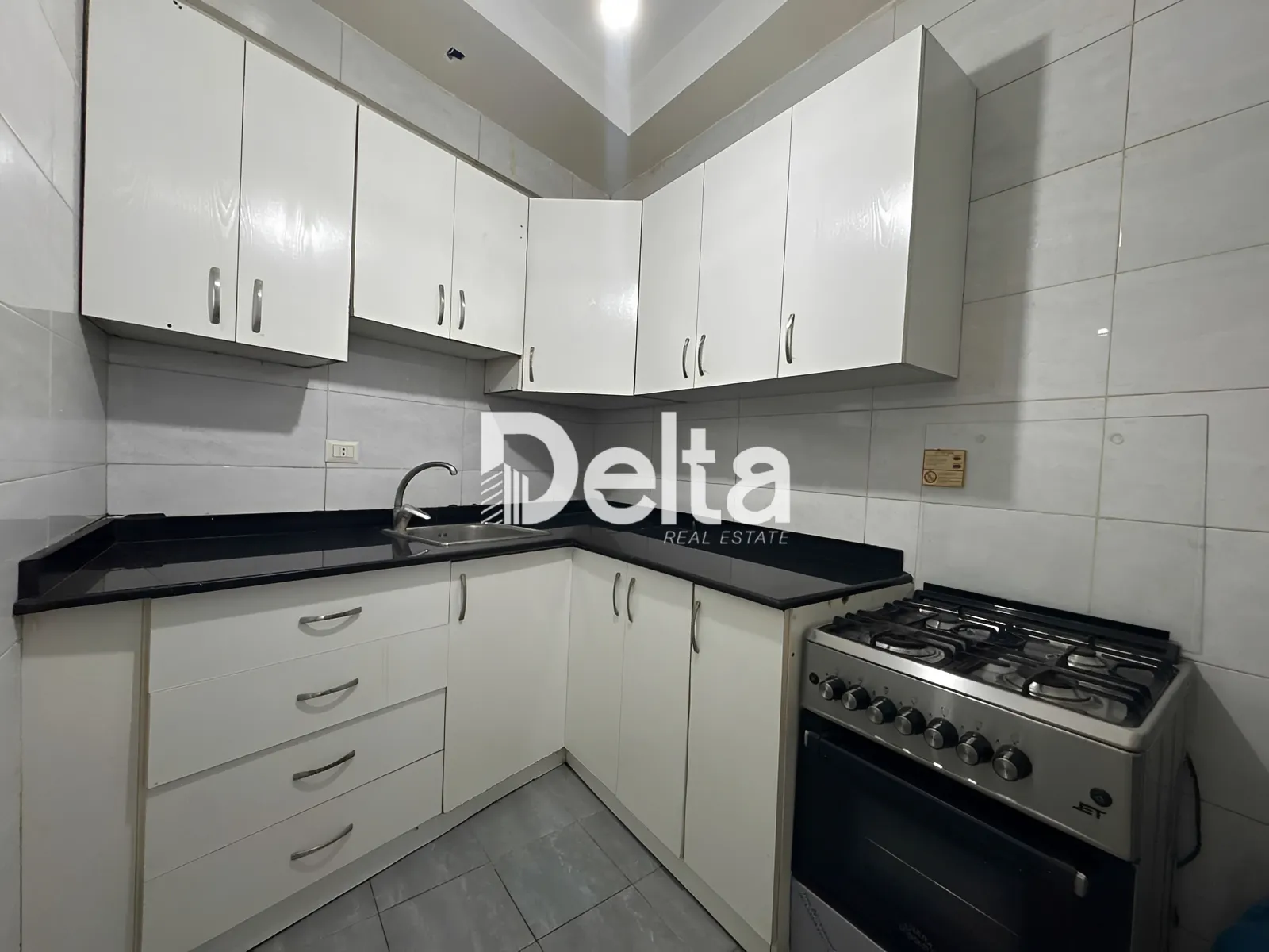 Apartment for rent in Kraytem, beirut, lebanon - 2 bed, 1.0 bath