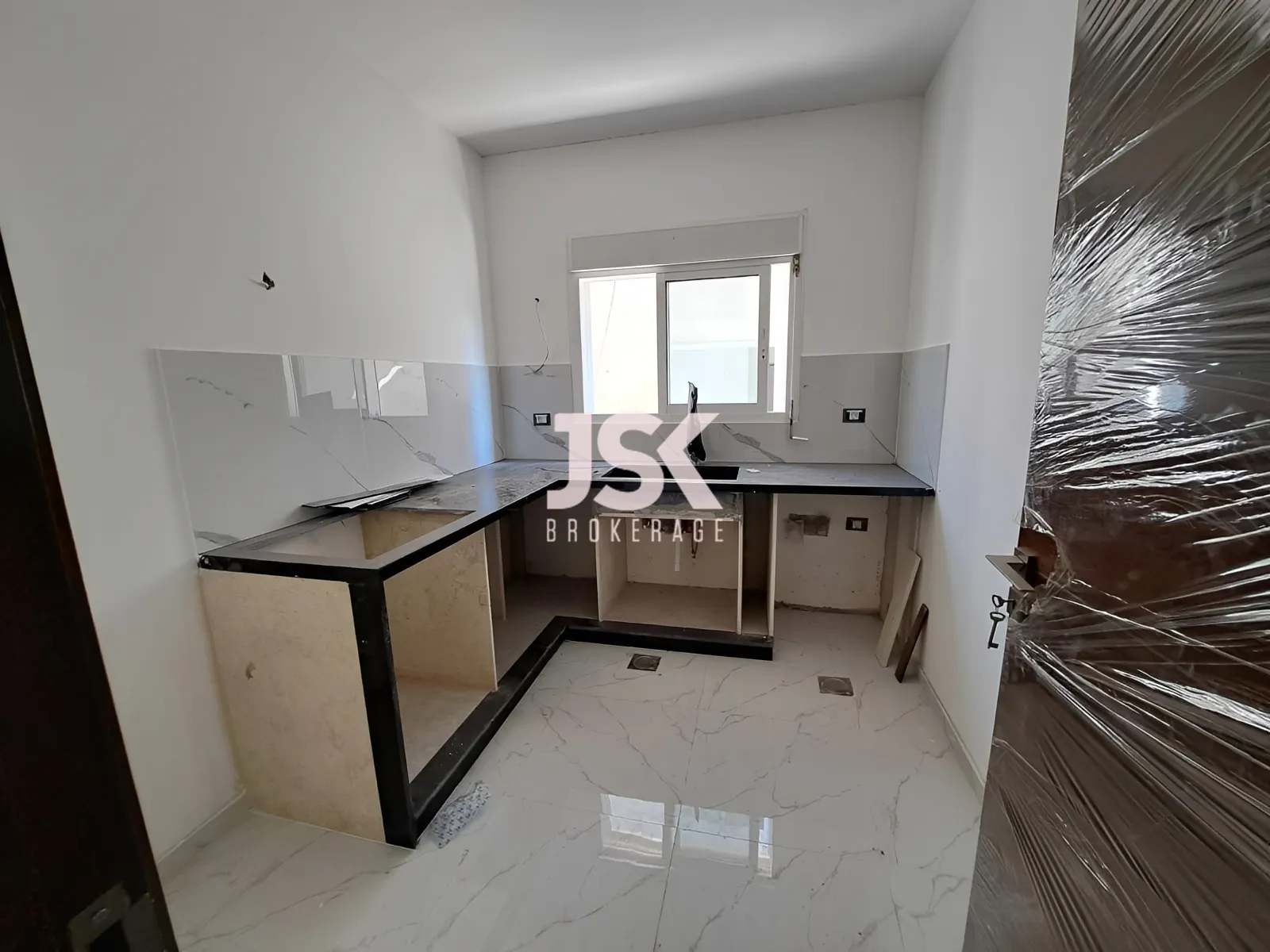Apartment for Sale in Hosrayel - 3 bed, 2 bath