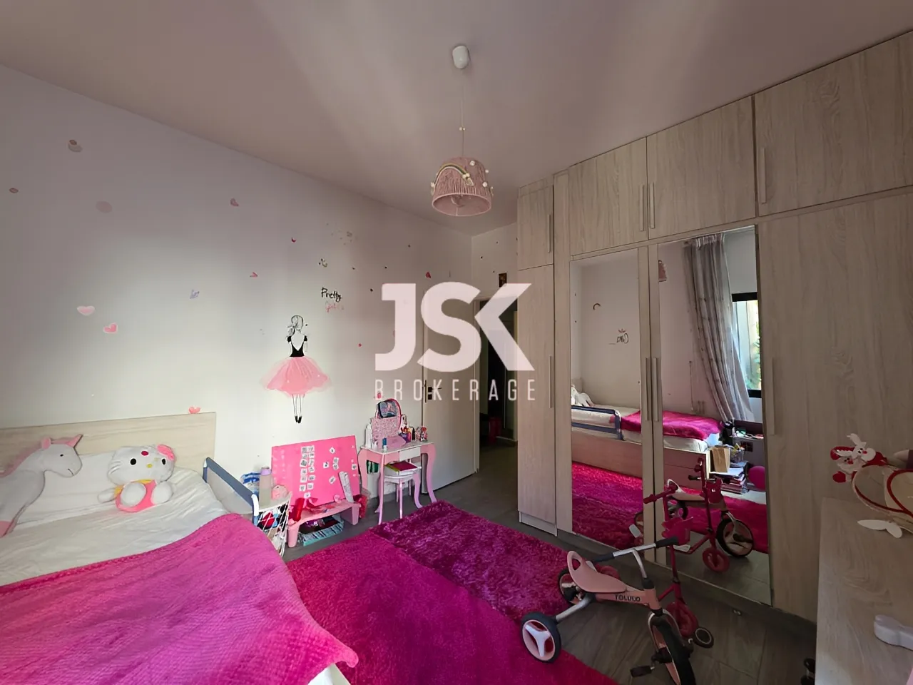Apartment for Sale in Ain El Remmaneh