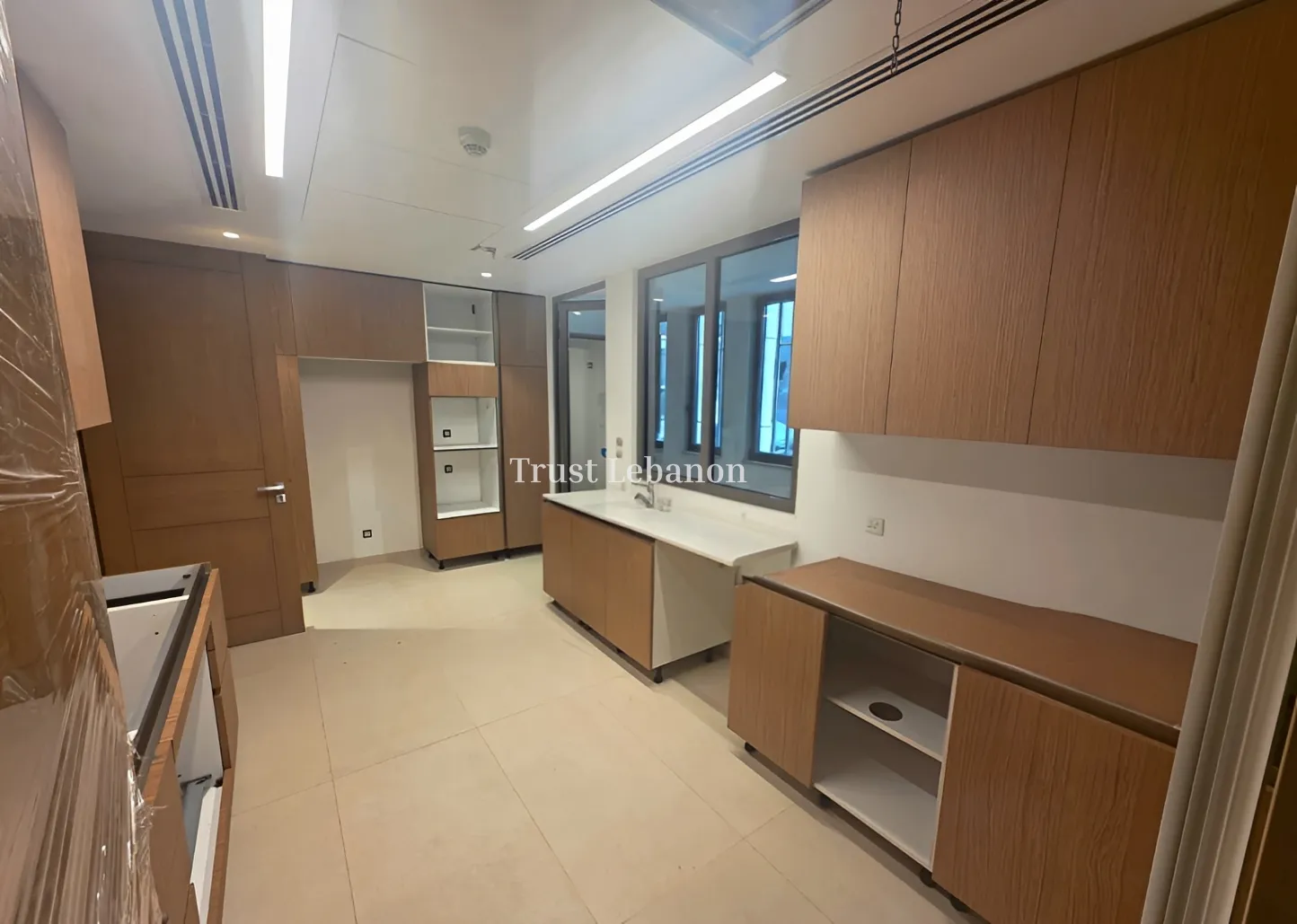 Duplex for sale in Gemmayzeh, Beirut, Lebanon - 4 bed, 5 bath