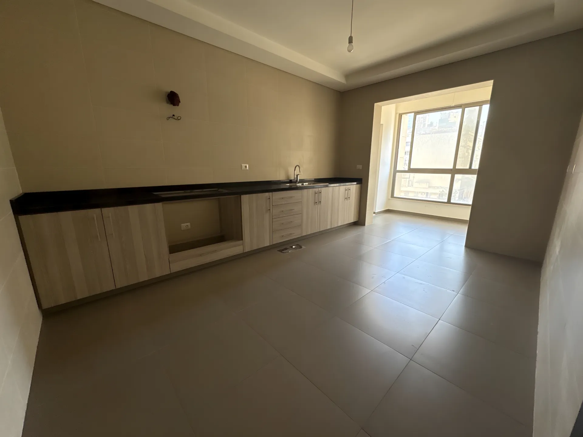 Apartment for rent in Ras al naba'a, beirut, lebanon - 3 bed, 3.0 bath