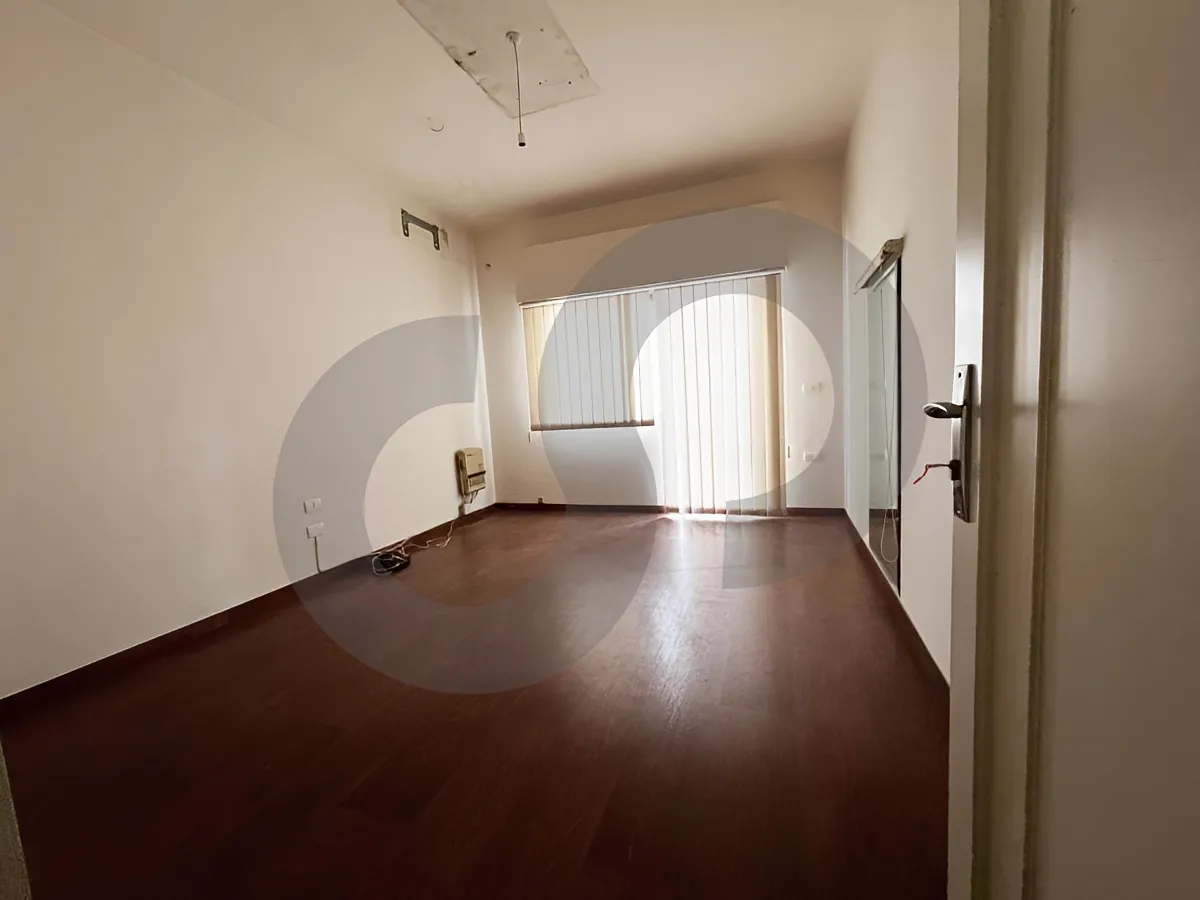 Office for rent in Jdeideh
