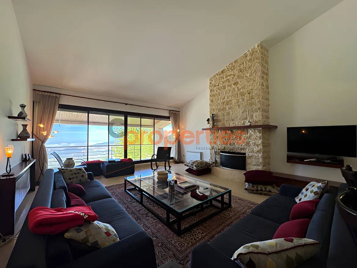 Apartment for Sale in Faqra