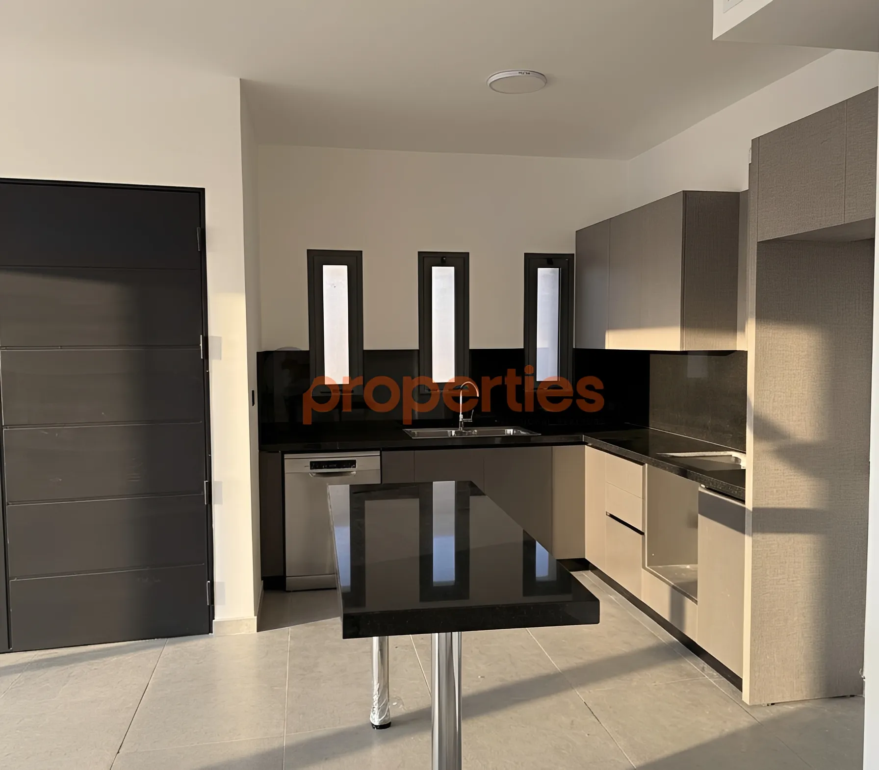 House for Sale in Chabtine