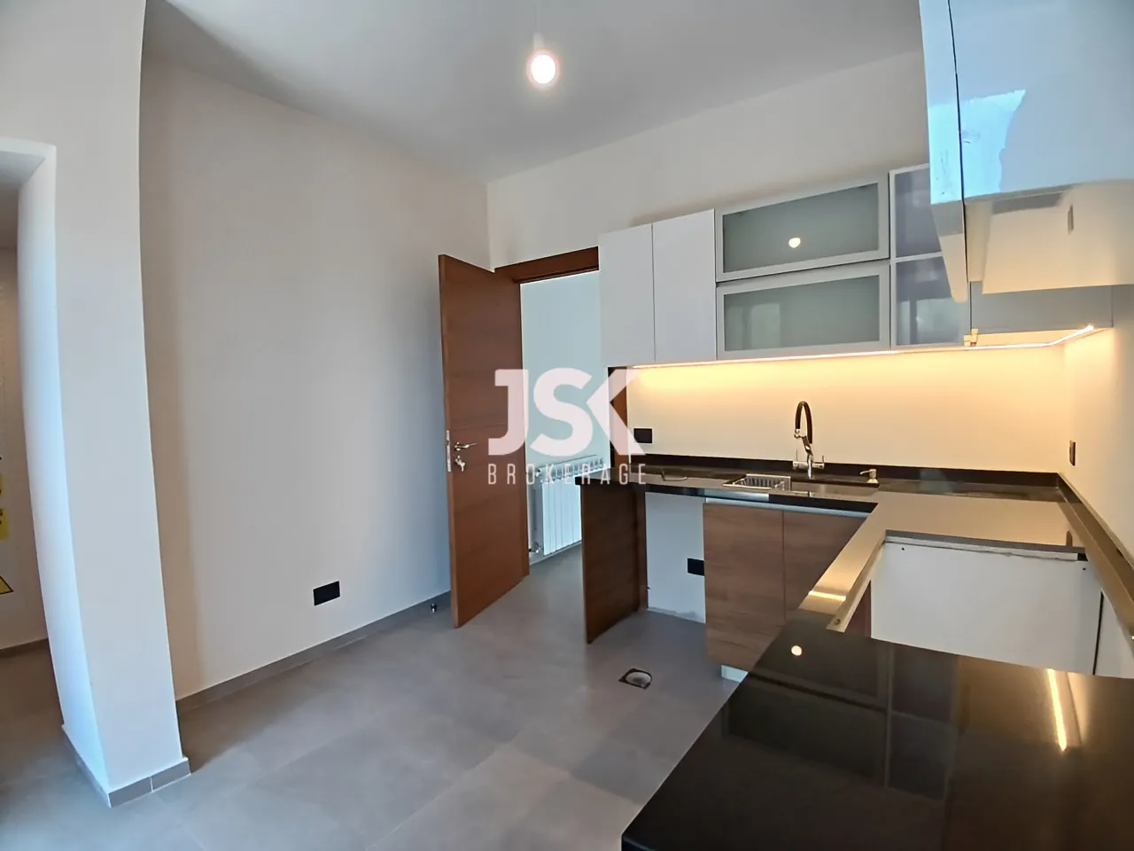 Apartment for Sale in Roumieh
