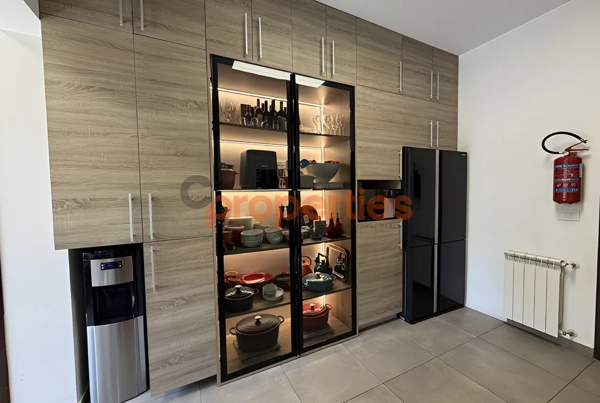 Apartment for Sale in Ballouneh