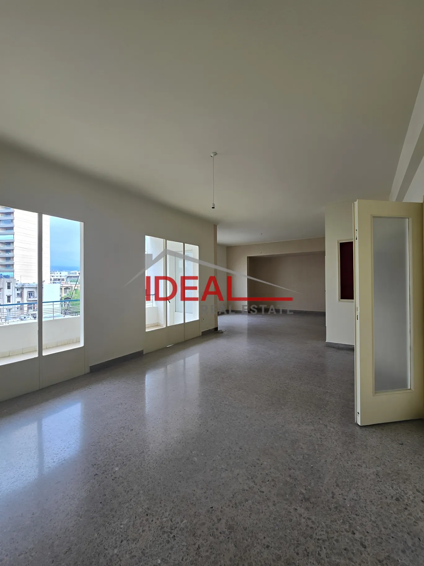 Apartment for rent in Achrafieh, Beirut, Lebanon - 3 bed, 2 bath