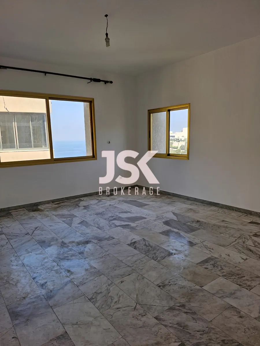 Office for Sale in Ghazir
