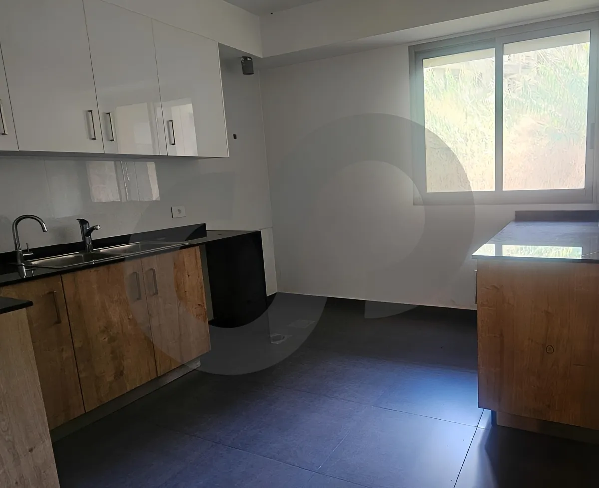 Apartment for Sale in Louaizeh, Lebanon - 3 bed, 4 bath