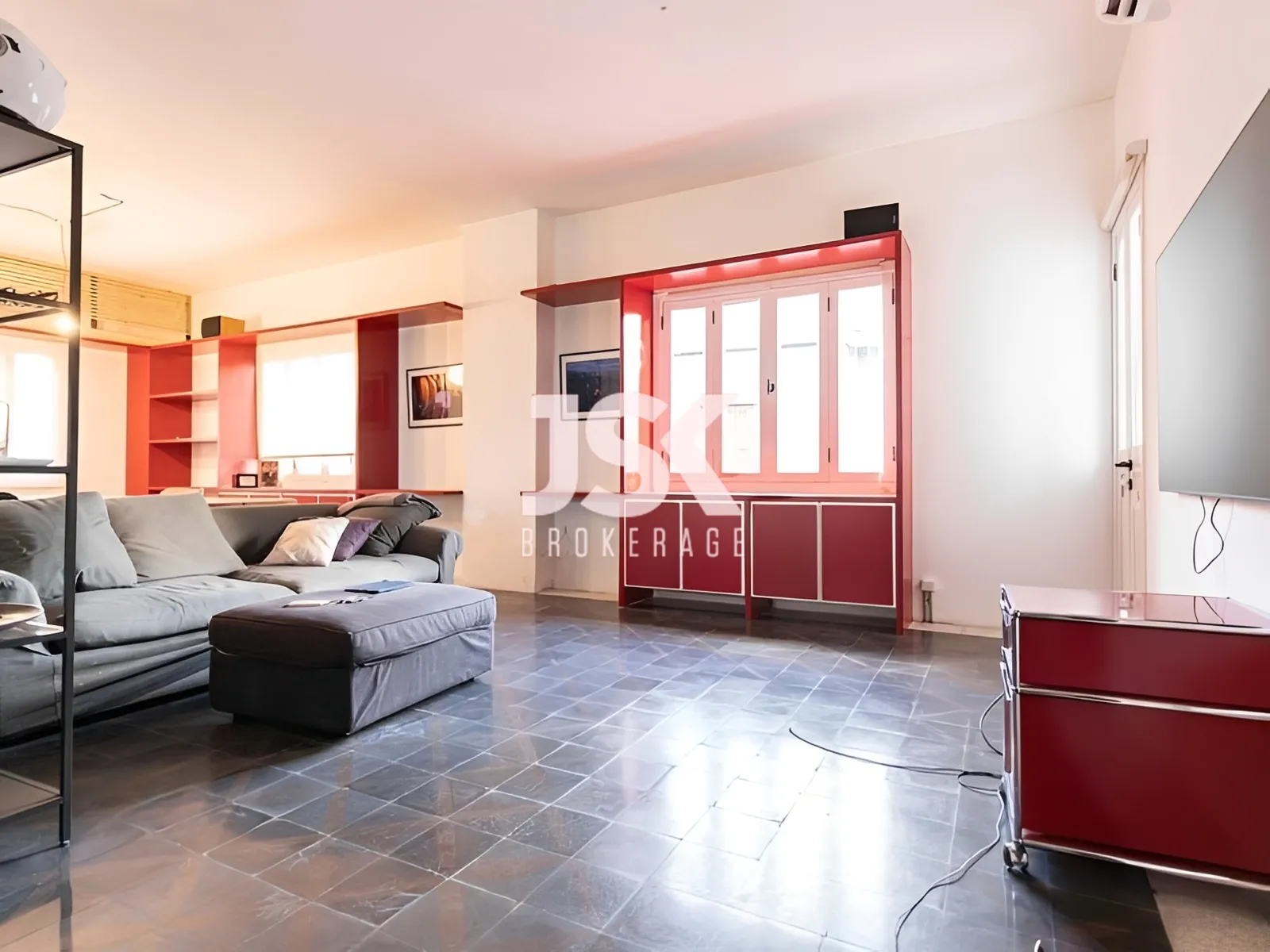 Apartment for Rent in Mar Mikhael, Bayrut, Lebanon