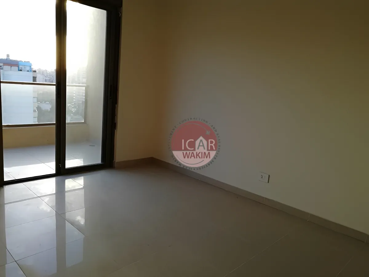Apartment for Sale in Zalqa - 2 bed, 2 bath