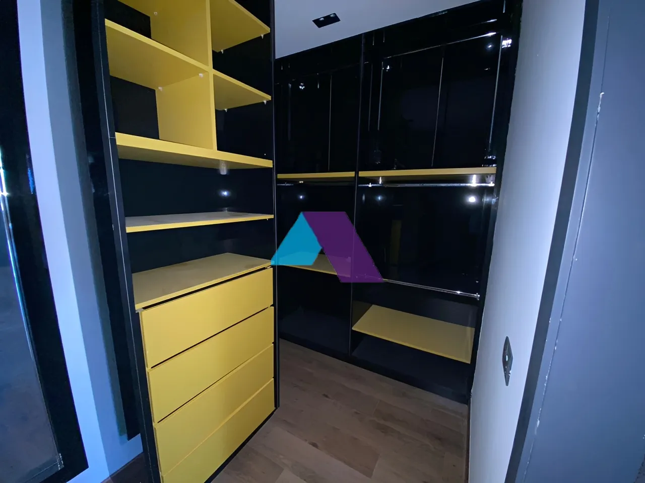 Apartment for Sale in Adma w Dafnah