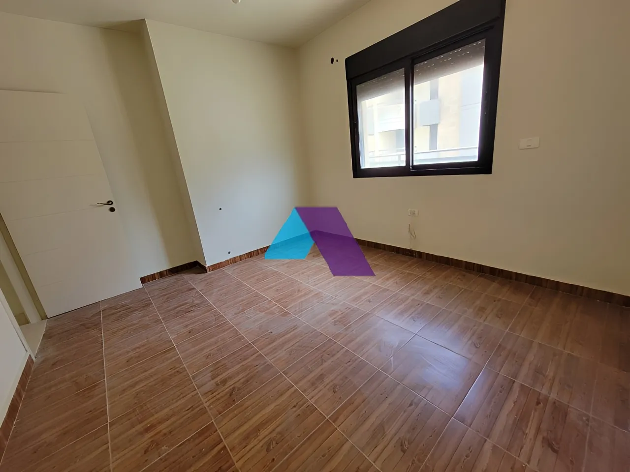 Apartment for Sale in Ballouneh