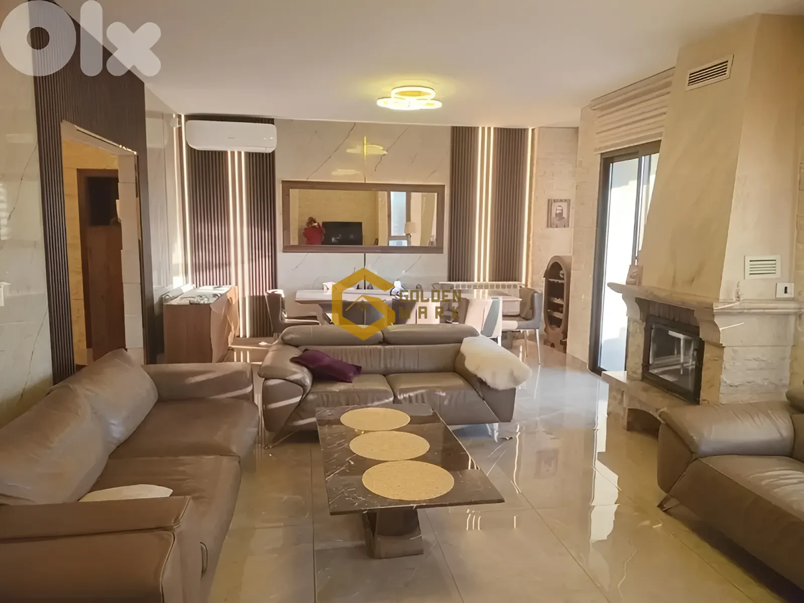 Villa for Sale in Adonis - 6 bed, 7 bath