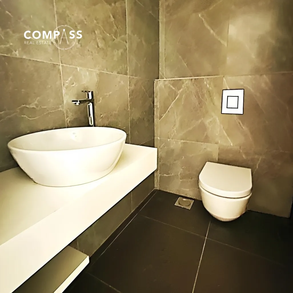 Apartment for rent in Achrafieh, Beirut, Lebanon - 3 bed, 3 bath