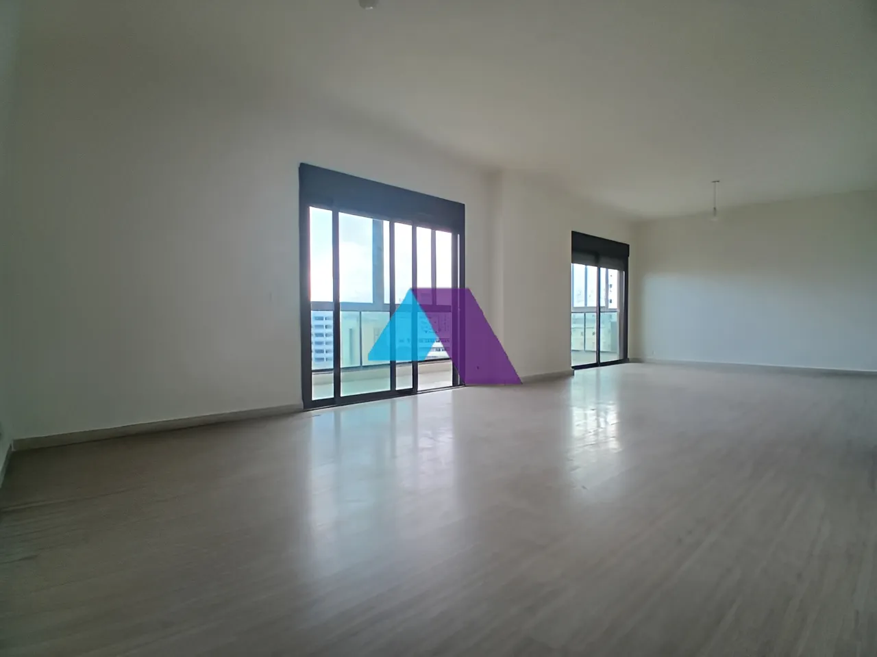 Apartment for Sale in Jdeideh