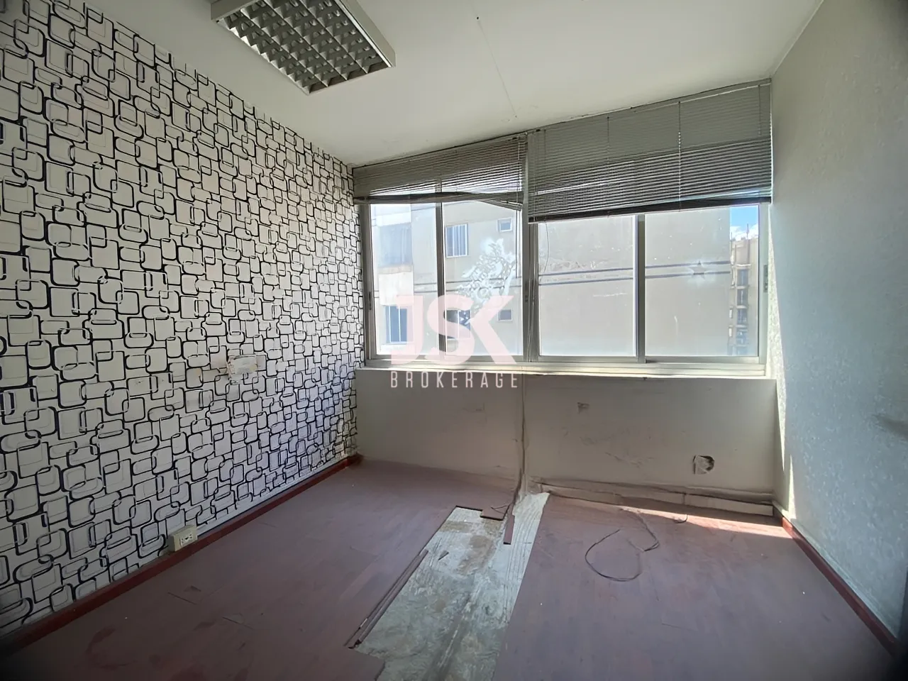 Building for Sale in Verdun