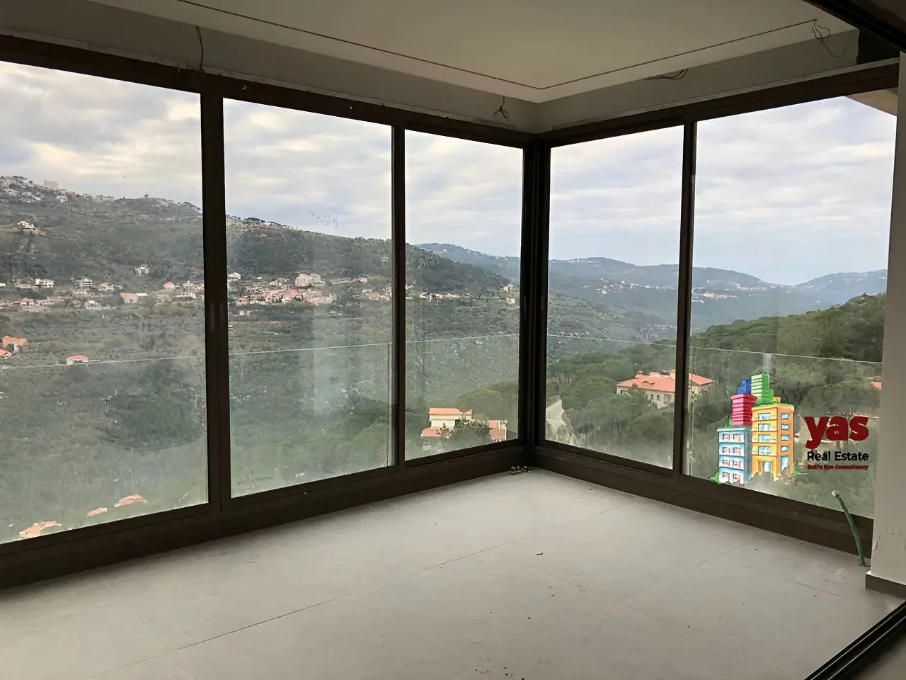 Apartment for Sale in Baabdat - 3 bed, 5 bath
