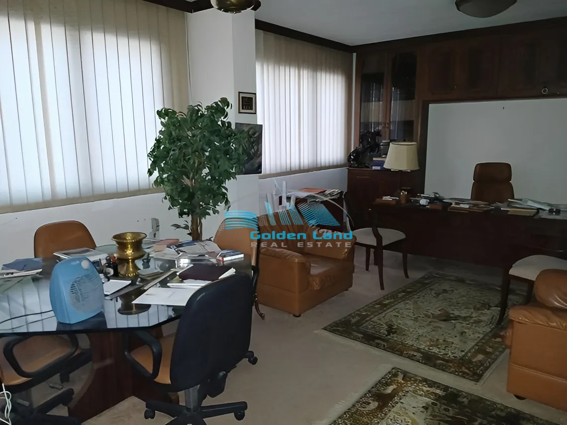 Office for rent in Jdeideh