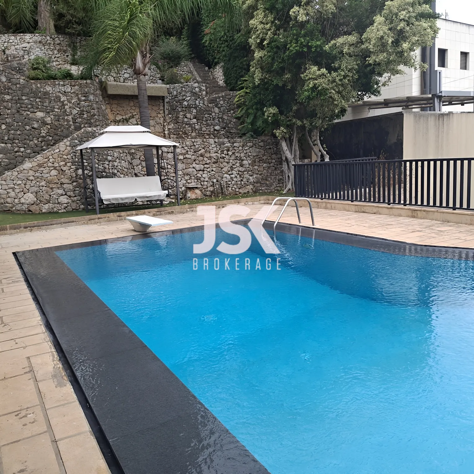 Apartment for Sale in Mtaileb - 3 bed, 4 bath