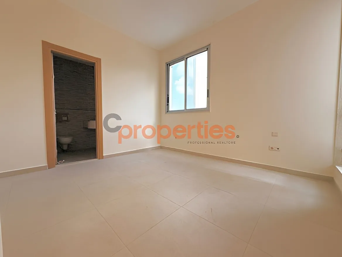 Apartment for Sale in Louaizeh