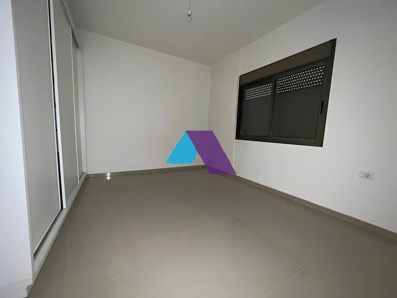 Apartment for Sale in Adma w Dafnah - 3 bed, 4 bath