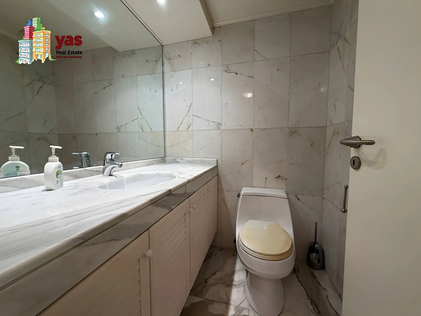 Apartment for Sale in Adma