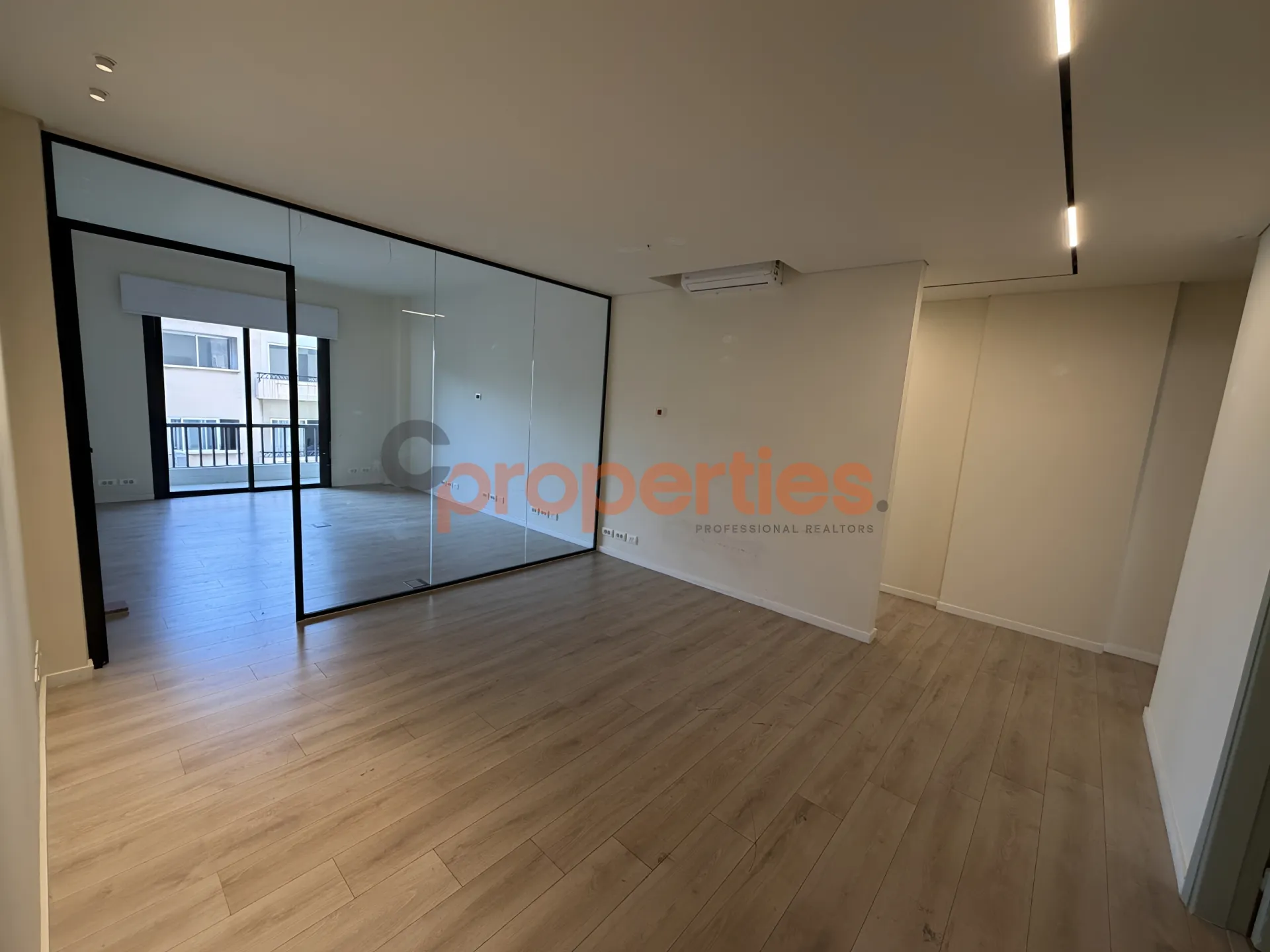 Office for Rent in Saifi Village