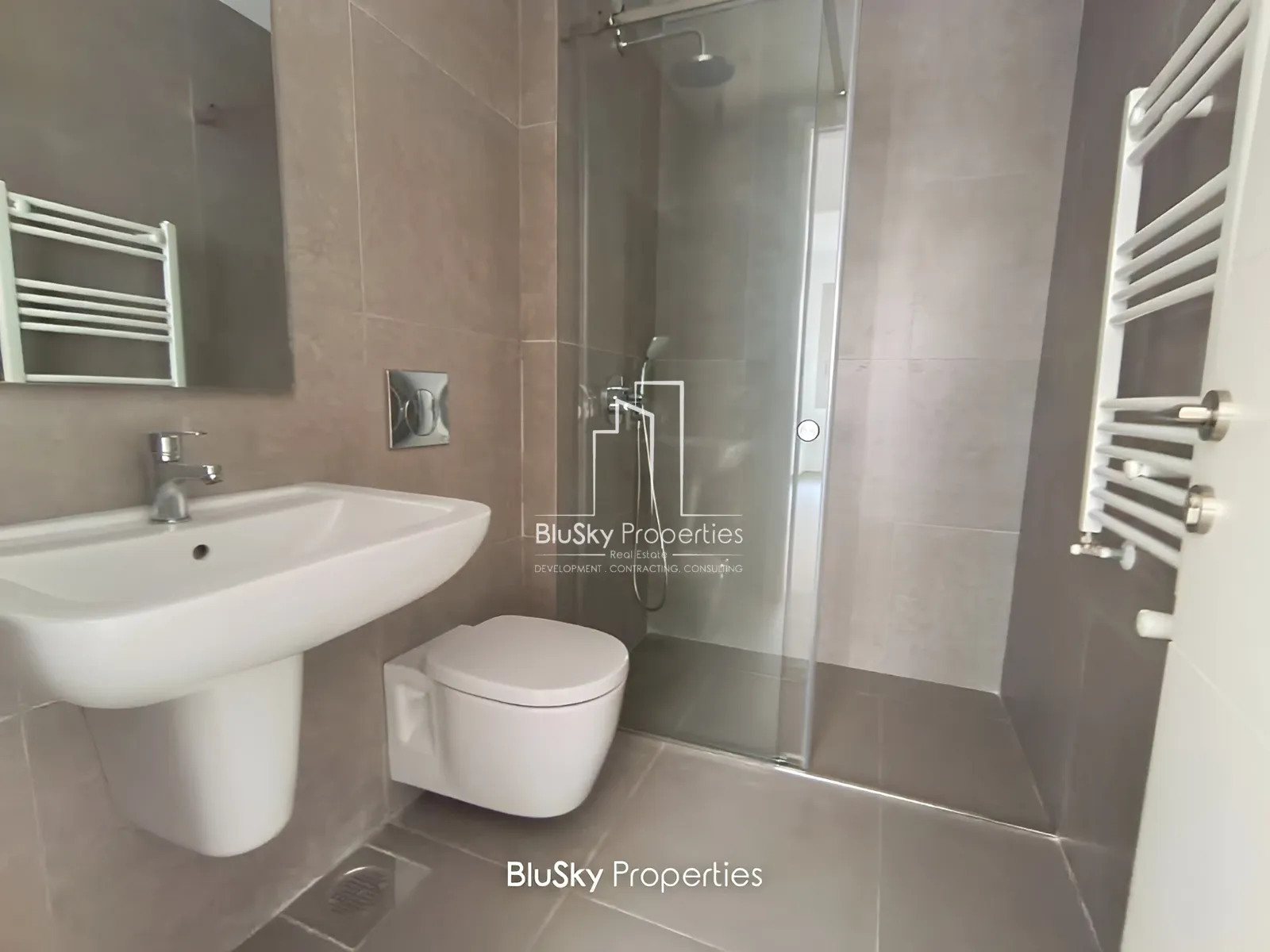 Apartment for Sale in Adma