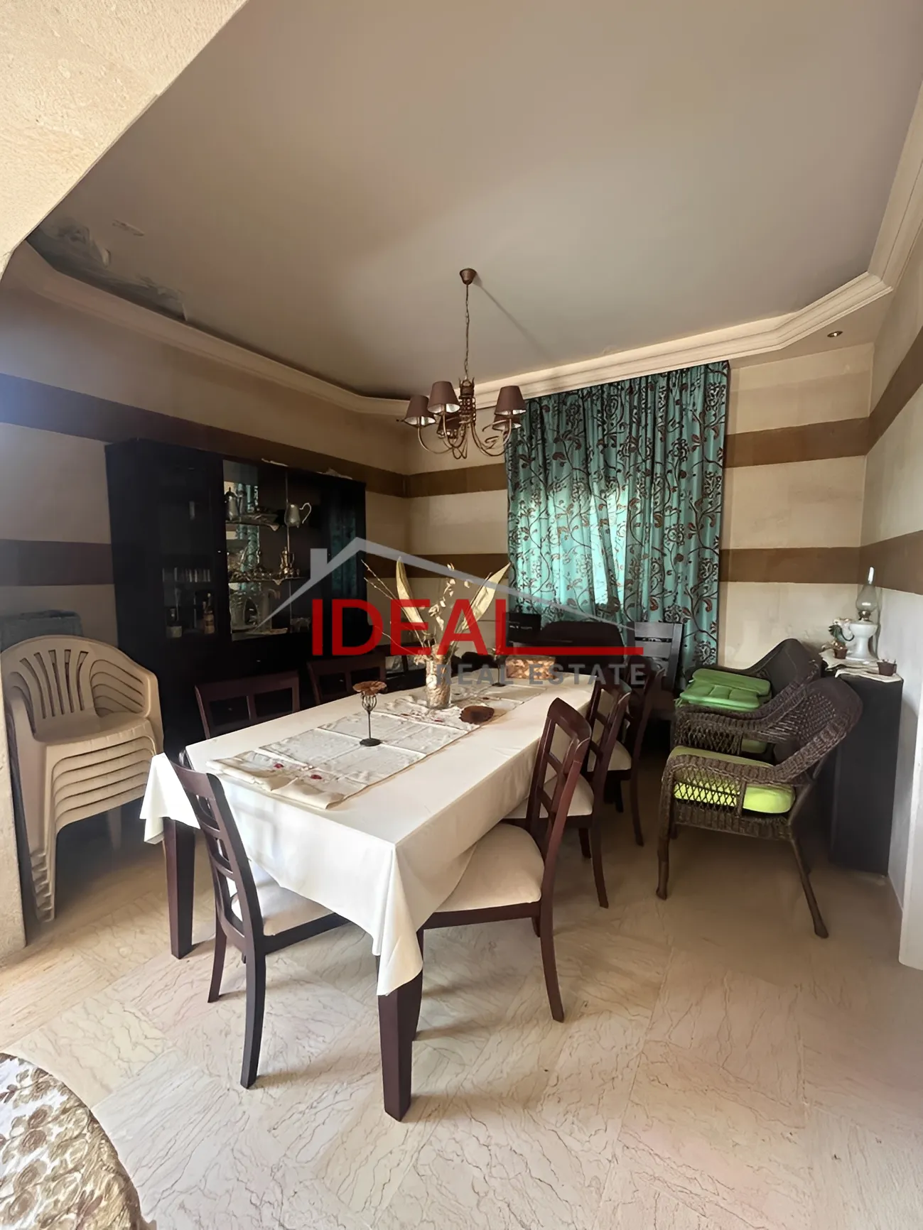 Apartment for Sale in Aachqout, Lebanon - 3 bed, 2 bath