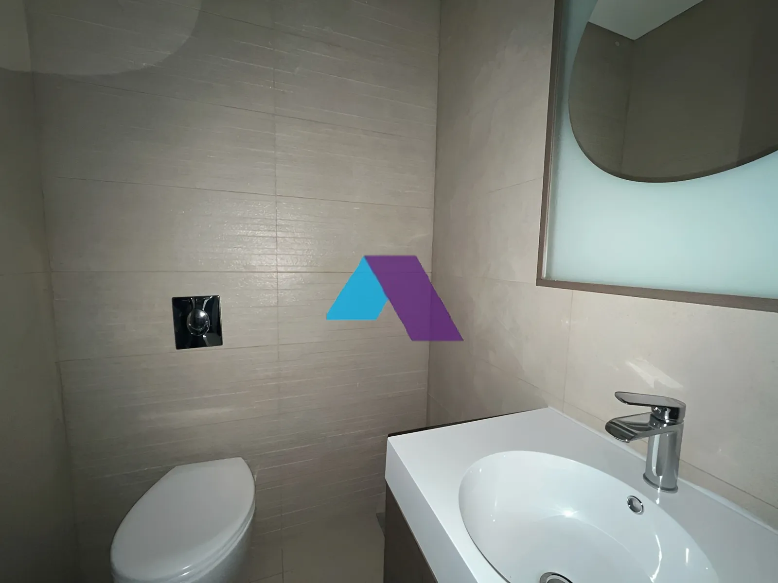 Apartment for Sale in Ballouneh