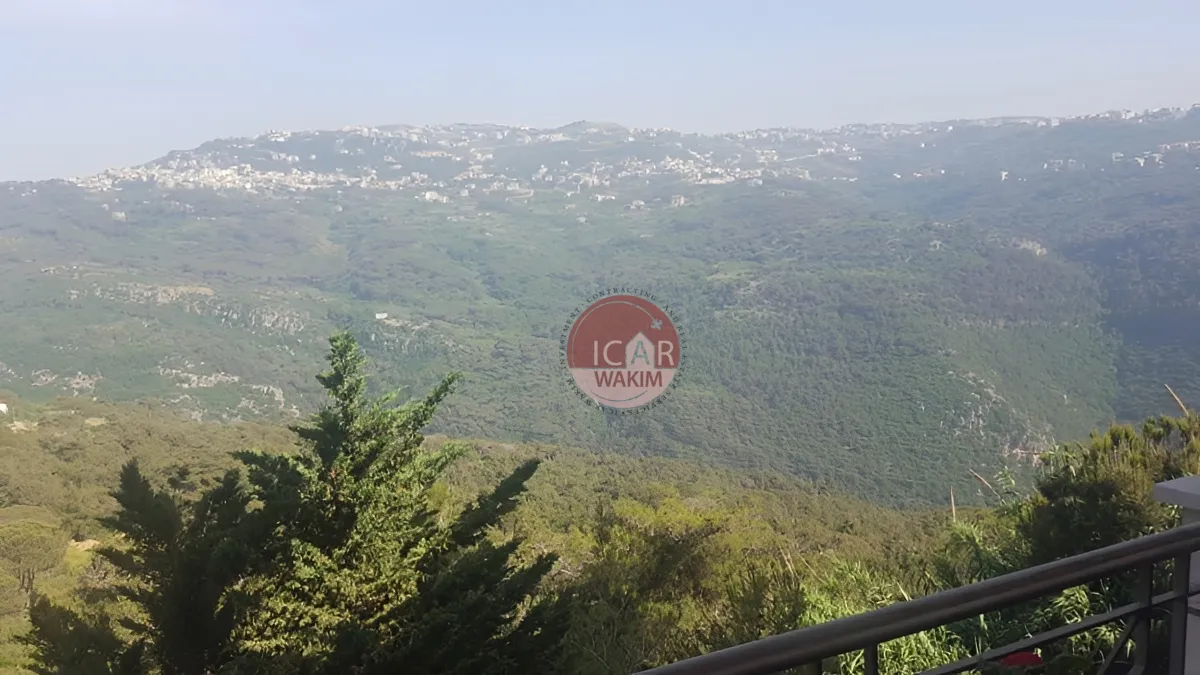 Triplex for Sale in Montiverdi